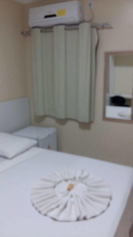 Raludi Hotel Barcarena Kültér fotó